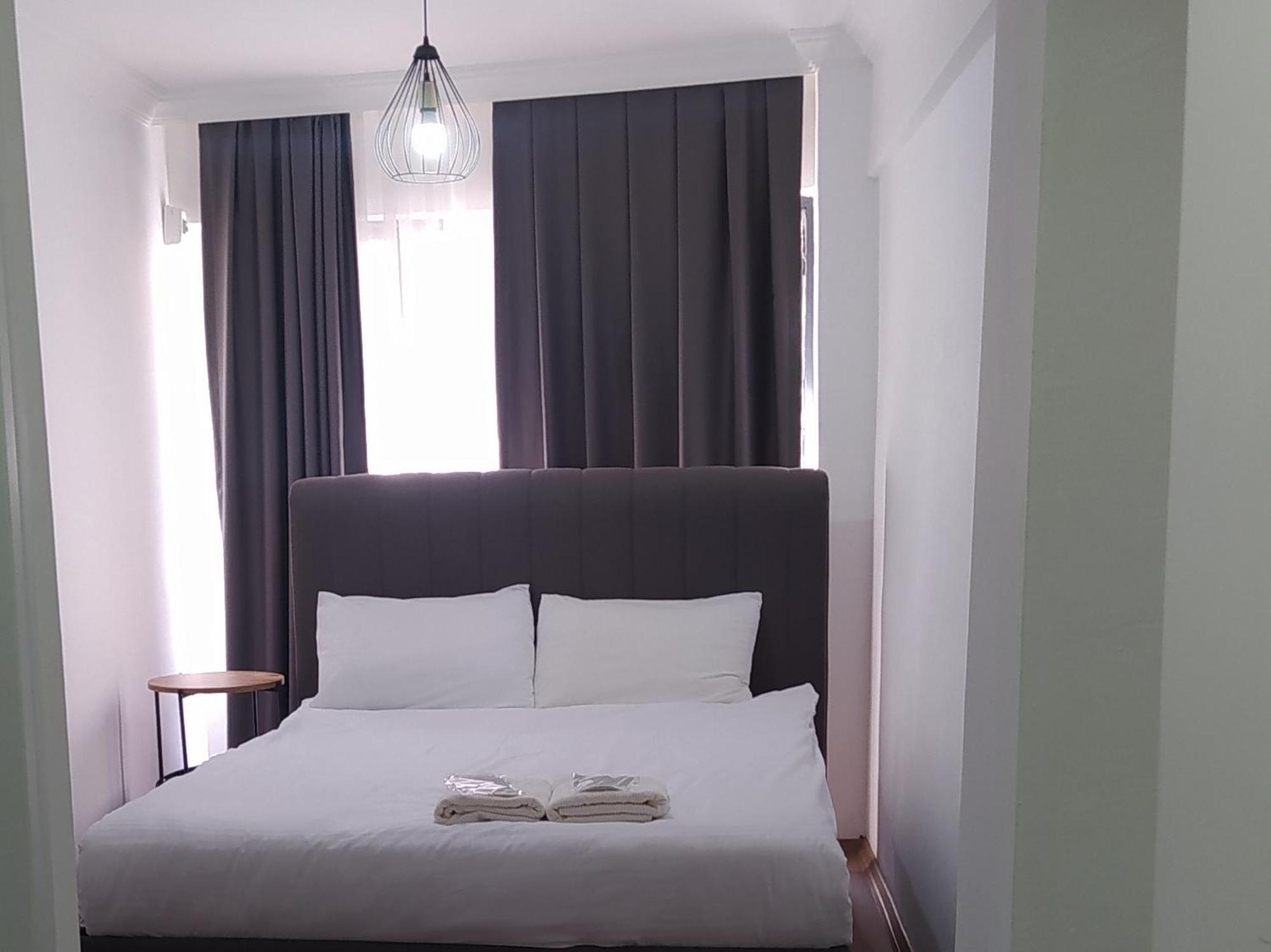 Navan Hotel Istanbul Bagian luar foto